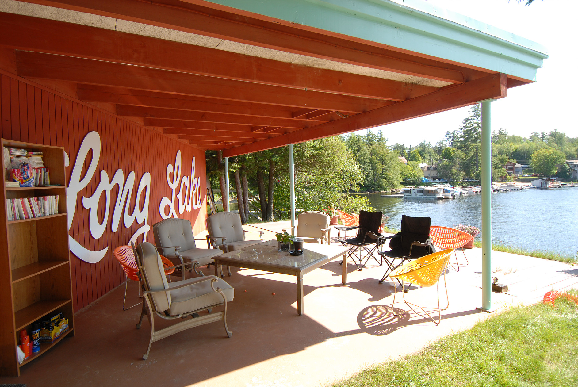 Motel LL Featured