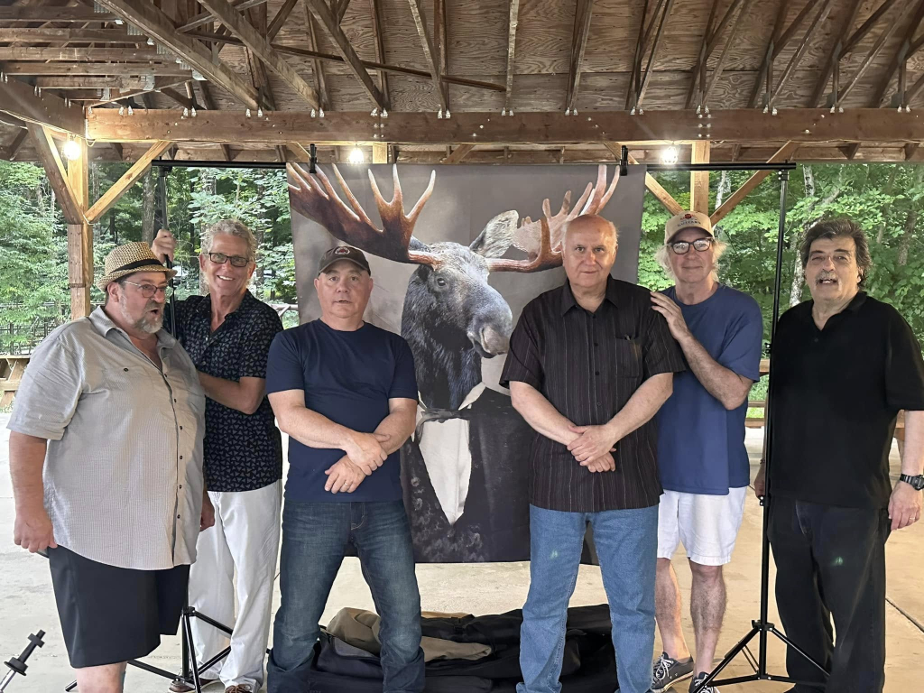 Gratefully yours band plays in Long Lake